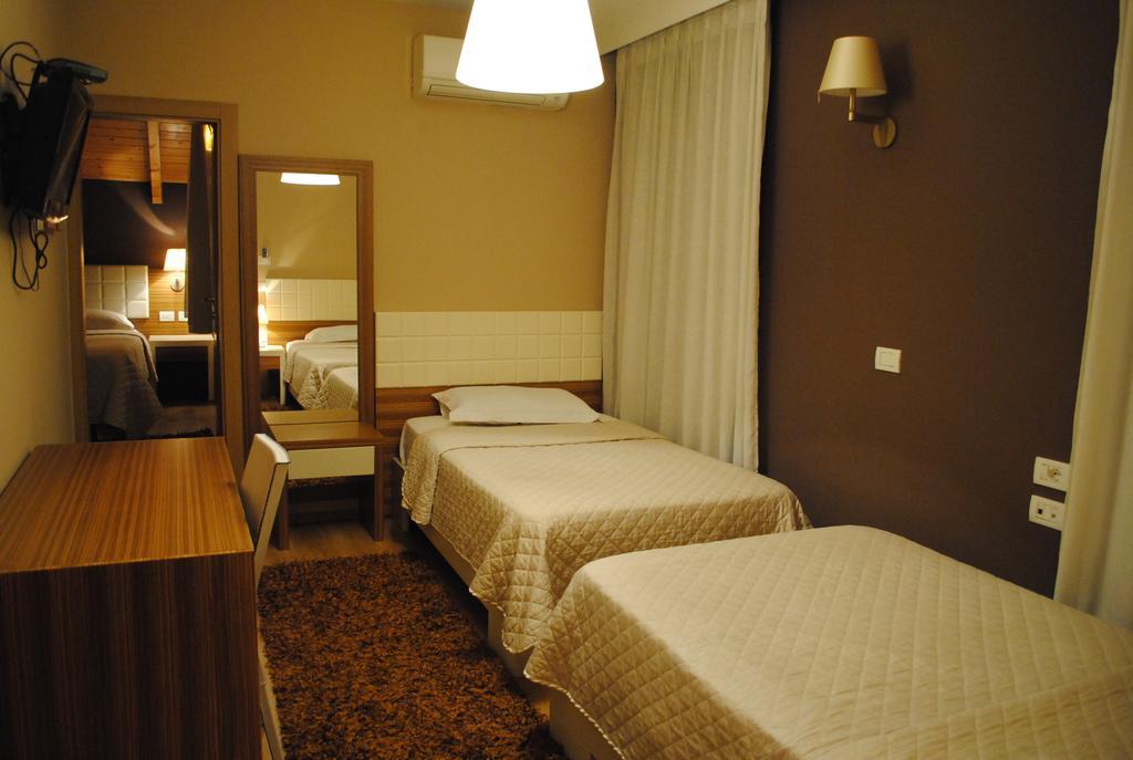 60 Hotel 3*