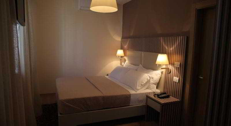 Hotel 60